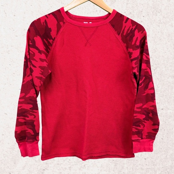 GAP Red Camo Long Sleeve Tee - Picture 1 of 3